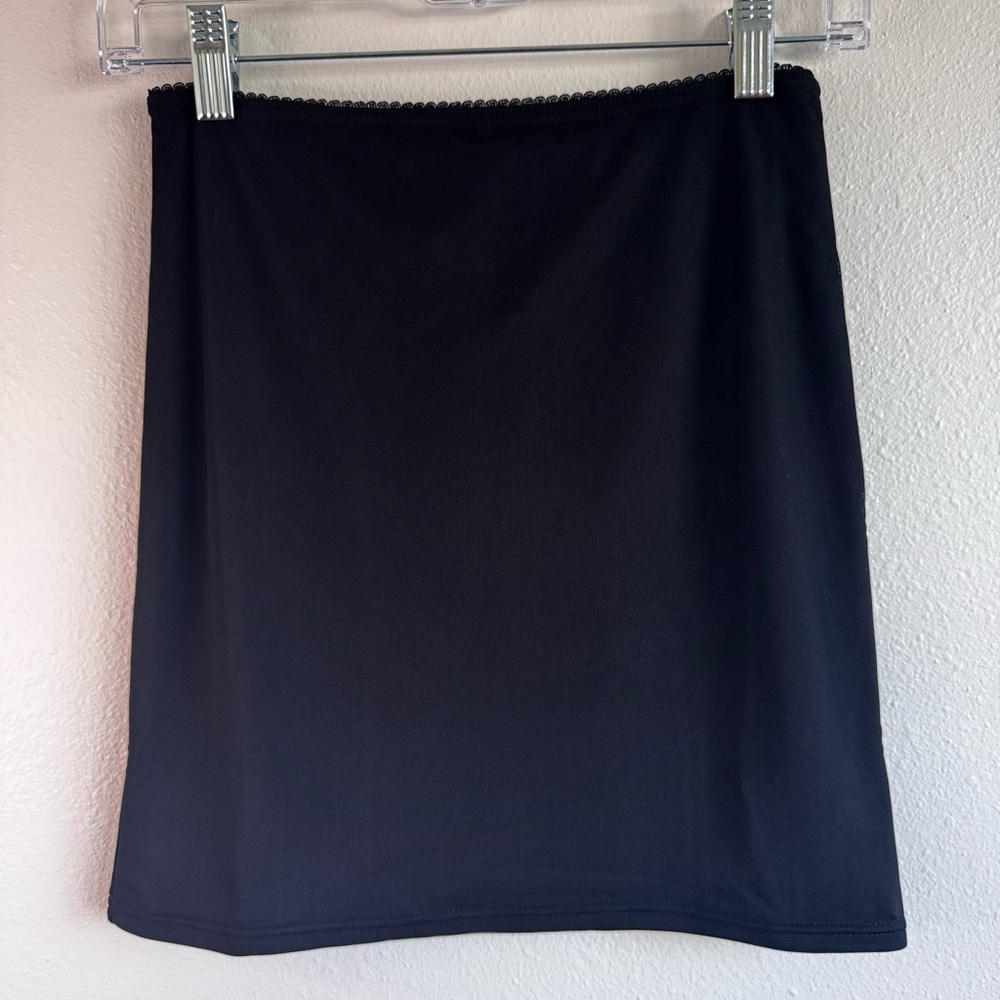 NWT Eloise Classic Black Mini Skirt Lace Detail Hem SzM Office Dark Romantic